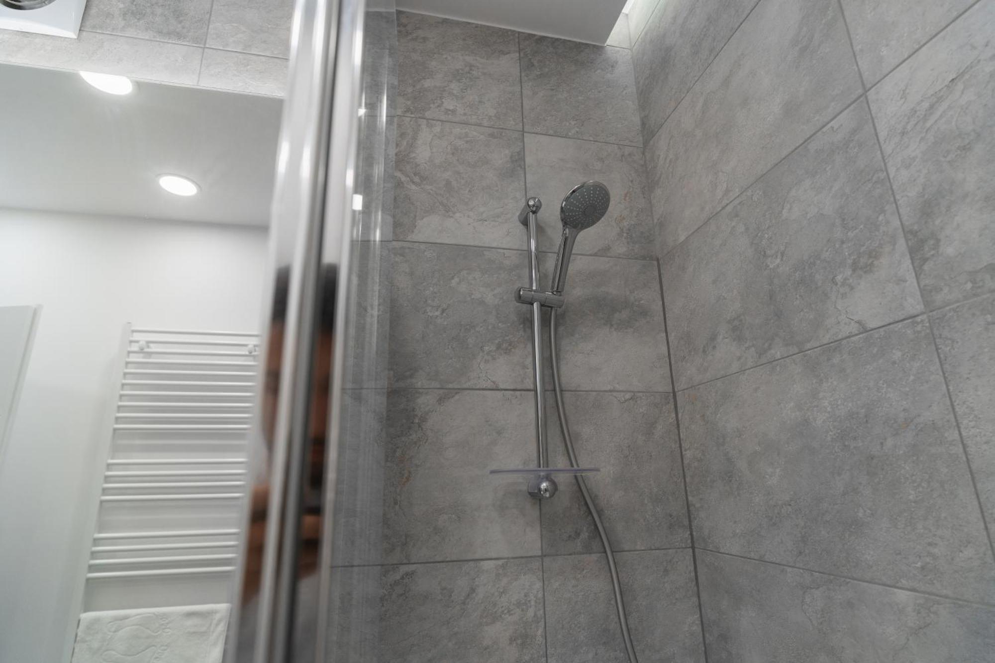 Lagoon Park Apartments With Beach View بوخارست المظهر الخارجي الصورة